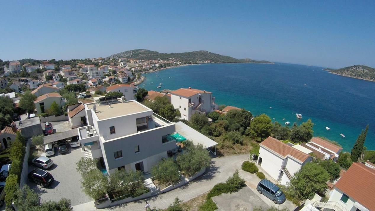 Apartments Jelena Ražanj Екстериор снимка