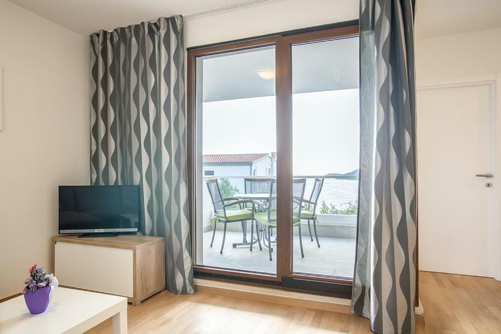 Apartments Jelena Ražanj Екстериор снимка