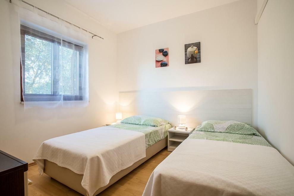 Apartments Jelena Ražanj Екстериор снимка