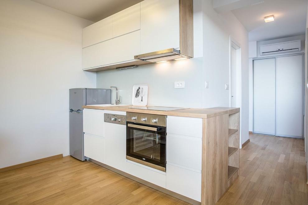 Apartments Jelena Ražanj Екстериор снимка